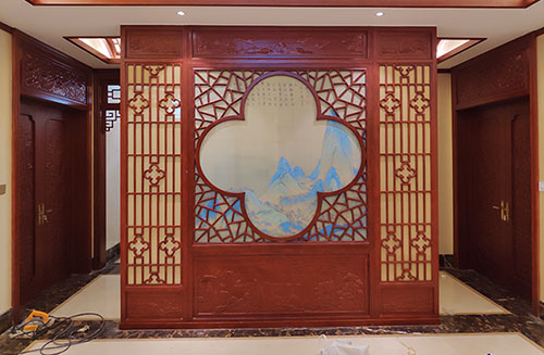 惠州会所室内装修中式仿古实木屏风隔断展示